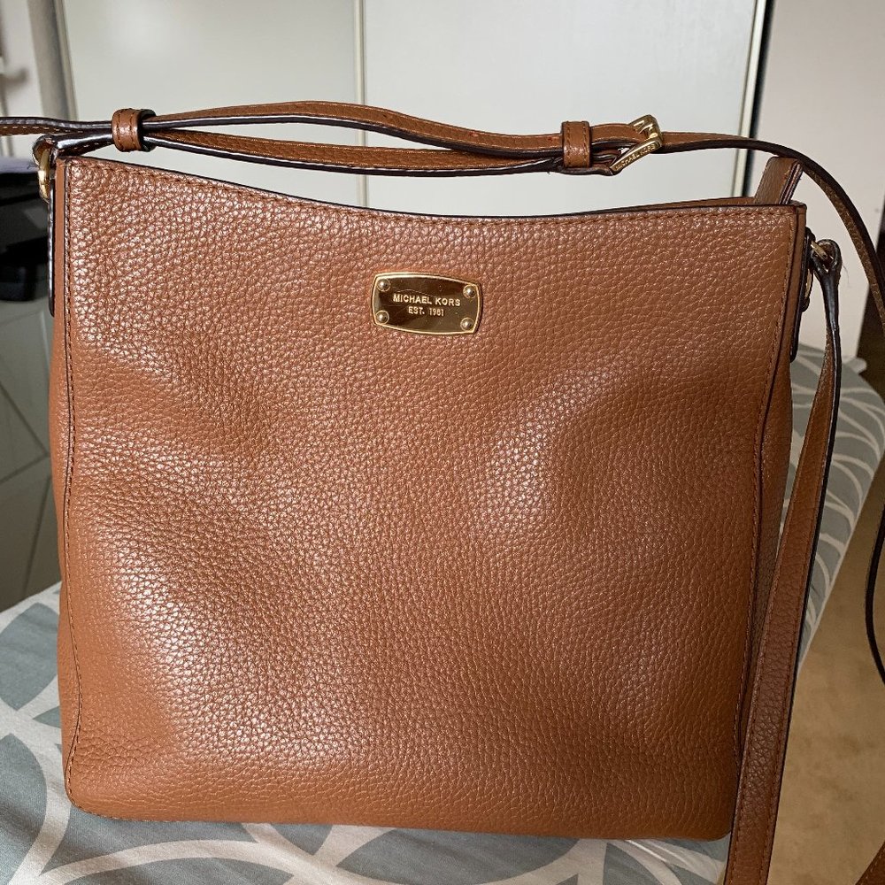 Michael Kors Pebble Embossed Leather Crossbody  purse, luggage gold